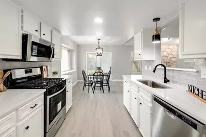 707 Newcastle Lane, Leander, TX 78641 - Photo 14