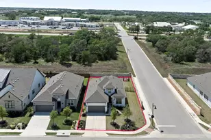 523 Hallwood Dr, Liberty Hill, TX 78642 - Photo 32