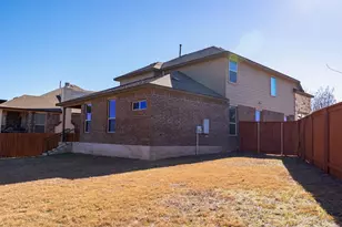 101 Pecanwood Ct, Georgetown, TX 78626 - Photo 16