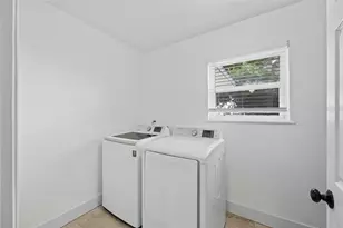 502 Metcalfe St, Rockdale, TX 76567 - Photo 12