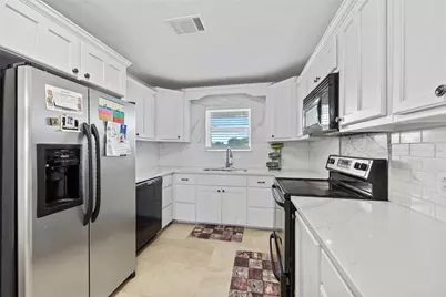 502 Metcalfe Street, Rockdale, TX 76567 - Photo 6