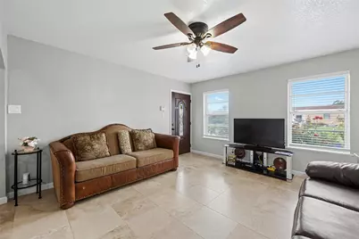 502 Metcalfe Street, Rockdale, TX 76567 - Photo 4