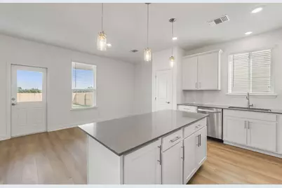 401 Mildred Prairie, Georgetown, TX 78626 - Photo 6