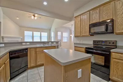125 Justin Leonard Drive, Round Rock, TX 78664 - Photo 18