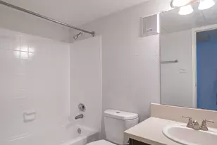 12300 Hymeadow Dr, Austin, TX 78750 - Photo 18
