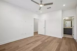 200 W 56th St, Austin, TX 78751 - Photo 10