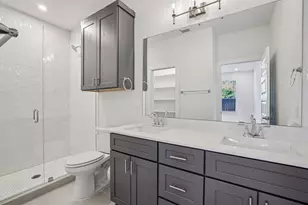 200 W 56th St, Austin, TX 78751 - Photo 12