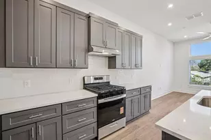 200 W 56th St, Austin, TX 78751 - Photo 8