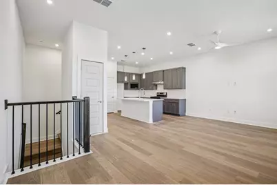 200 W 56th Street #8102, Austin, TX 78751 - Photo 4