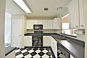 8416 Alvin High Ln, Austin, TX 78729 - Photo 10