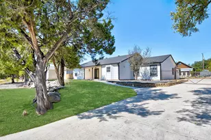 1265 Bob White Dr, Spring Branch, TX 78070 - Photo 2