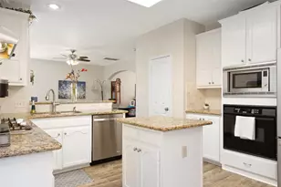 12813 Withers Way, Austin, TX 78727 - Photo 12