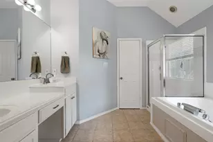 12813 Withers Way, Austin, TX 78727 - Photo 22