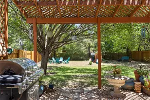 12813 Withers Way, Austin, TX 78727 - Photo 30