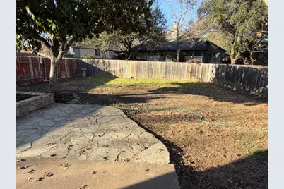 8110 Hawick Drive, Round Rock, TX 78681 - Photo 16