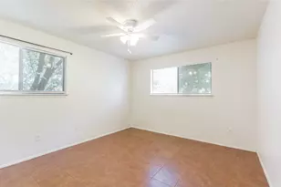 11405 Ptarmigan Dr, Austin, TX 78758 - Photo 4