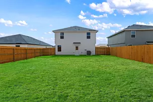 2121 Windflower Ln, Luling, TX 78648 - Photo 32