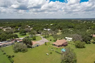 504 N Ave N, Johnson City, TX 78636 - Photo 26