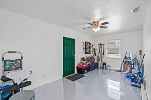 1115 Sycamore St, San Marcos, TX 78666 - Photo 12