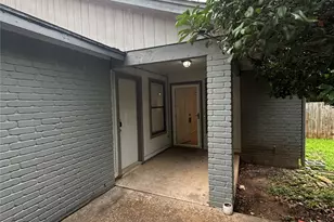 515 Luther Dr, Georgetown, TX 78628 - Photo 2
