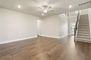 15701 Oglethorpe Dr, Austin, TX 78728 - Photo 8