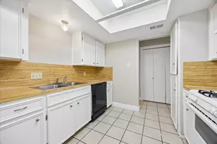 8329 Fathom Cir, Austin, TX 78750 - Photo 12