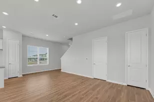 1015 Vista View Dr, Georgetown, TX 78626 - Photo 6