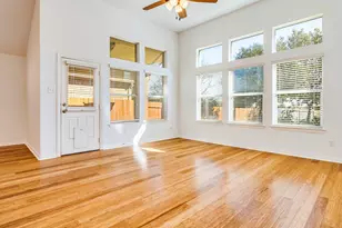 401 Strawberry Blonde Dr, Buda, TX 78610 - Photo 2
