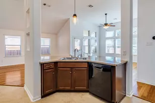 401 Strawberry Blonde Dr, Buda, TX 78610 - Photo 12