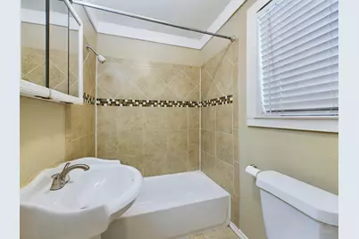 705 E 32nd Street, Austin, TX 78705 - Photo 28