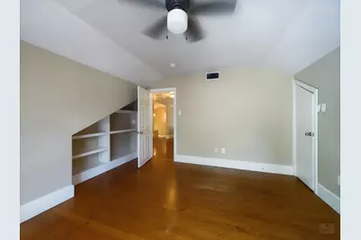 705 E 32nd Street, Austin, TX 78705 - Photo 34