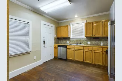 705 E 32nd Street, Austin, TX 78705 - Photo 12