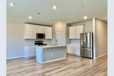 1013 Otello Way, Hutto, TX 78634 - Photo 6