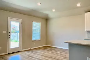 1013 Otello Wy, Hutto, TX 78634 - Photo 10