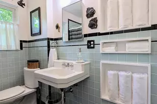 1610 Larkwood Dr, Austin, TX 78723 - Photo 16