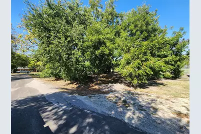 303 E Wolf Street, Granger, TX 76530 - Photo 1