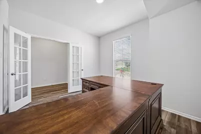 168 Onna Street, Taylor, TX 76574 - Photo 6