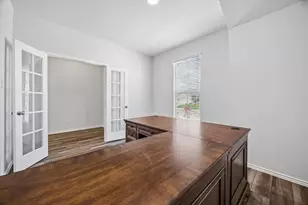 168 Onna St, Taylor, TX 76574 - Photo 6