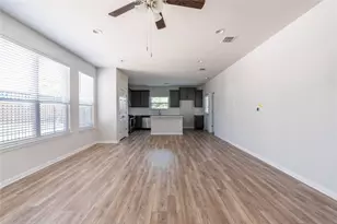 9601 Dawn Pearl Dr, Austin, TX 78748 - Photo 8