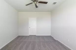 9601 Dawn Pearl Dr, Austin, TX 78748 - Photo 14