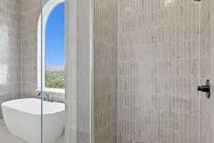 942 Bristol Crk Bnd, Lakeway, TX 78738 - Photo 18