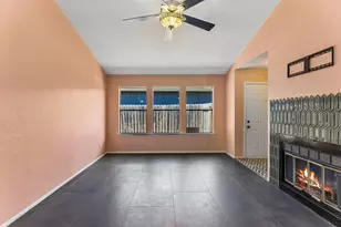 2411 Dowd Ln, Austin, TX 78728 - Photo 6