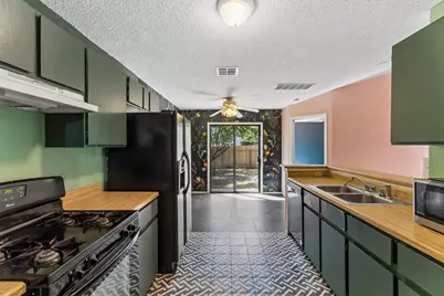 2411 Dowd Lane, Austin, TX 78728 - Photo 10