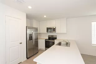 356 Marty Allen Loop, Jarrell, TX 76537 - Photo 8