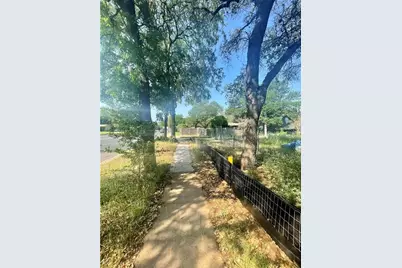 4621 Menchaca Road, Austin, TX 78745 - Photo 6