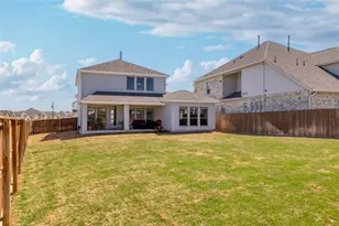 102 Fortuna Ct, Liberty Hill, TX 78642 - Photo 32