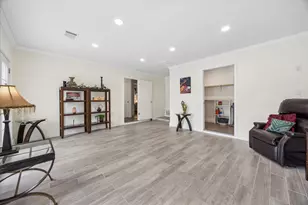 2201 Tallow Ct, Austin, TX 78744 - Photo 4