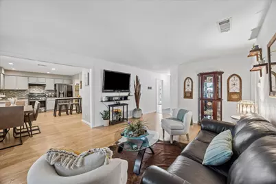 2201 Tallow Court, Austin, TX 78744 - Photo 8