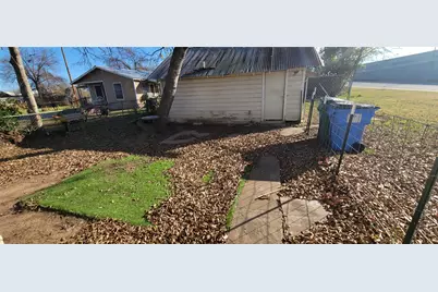 503 Martin Luther King Drive, Bastrop, TX 78602 - Photo 14