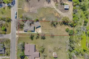 1309 Sloan St, Taylor, TX 76574 - Photo 40